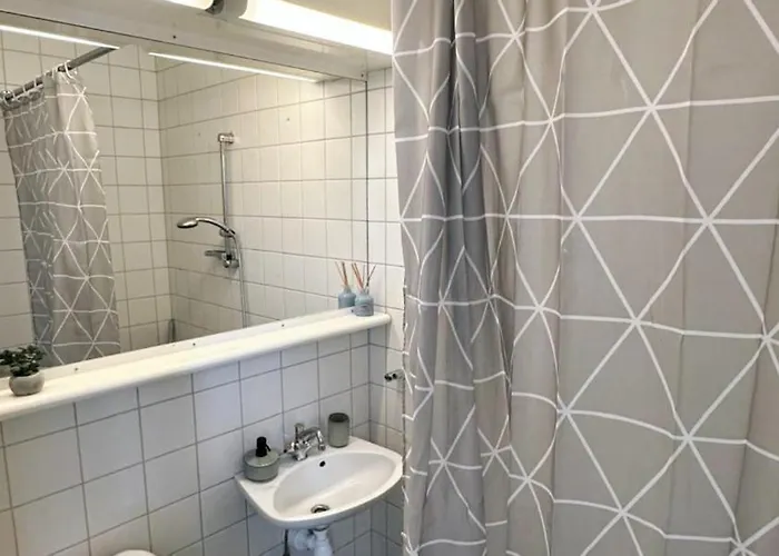 Cozy With Beautiful Bedroom View Χβιντόβρε